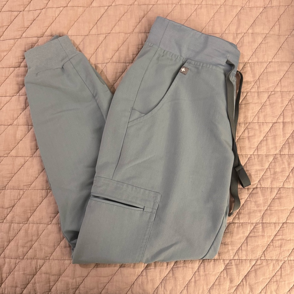 Figs Women's Track Pants in Light Blue